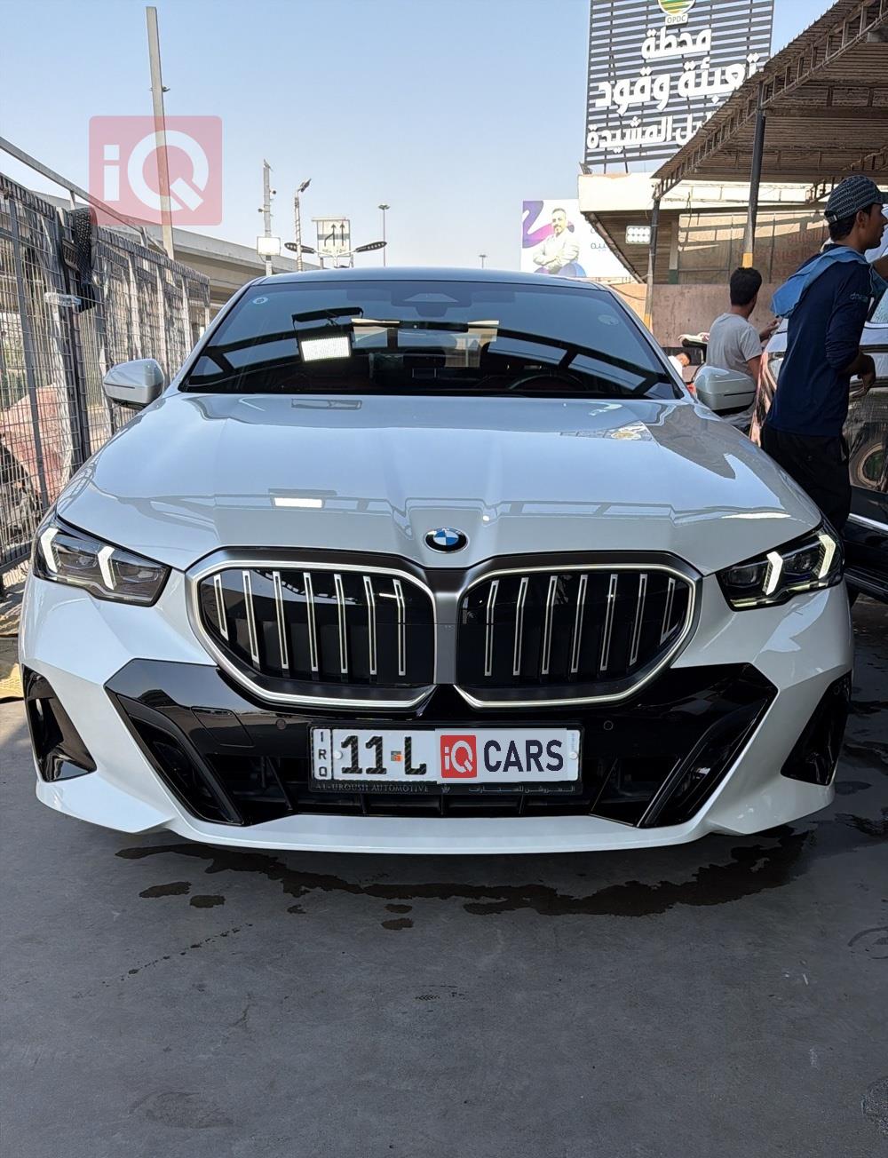 BMW 5-Series